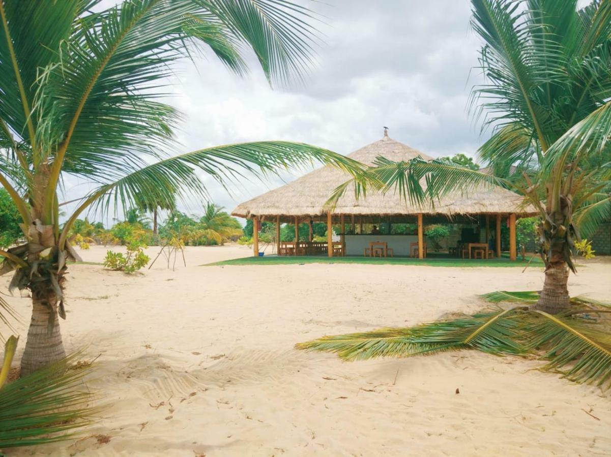 Whisky Point Resort Arugam Kudah Eksteriør bilde