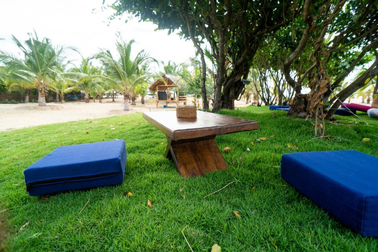Whisky Point Resort Arugam Kudah Eksteriør bilde