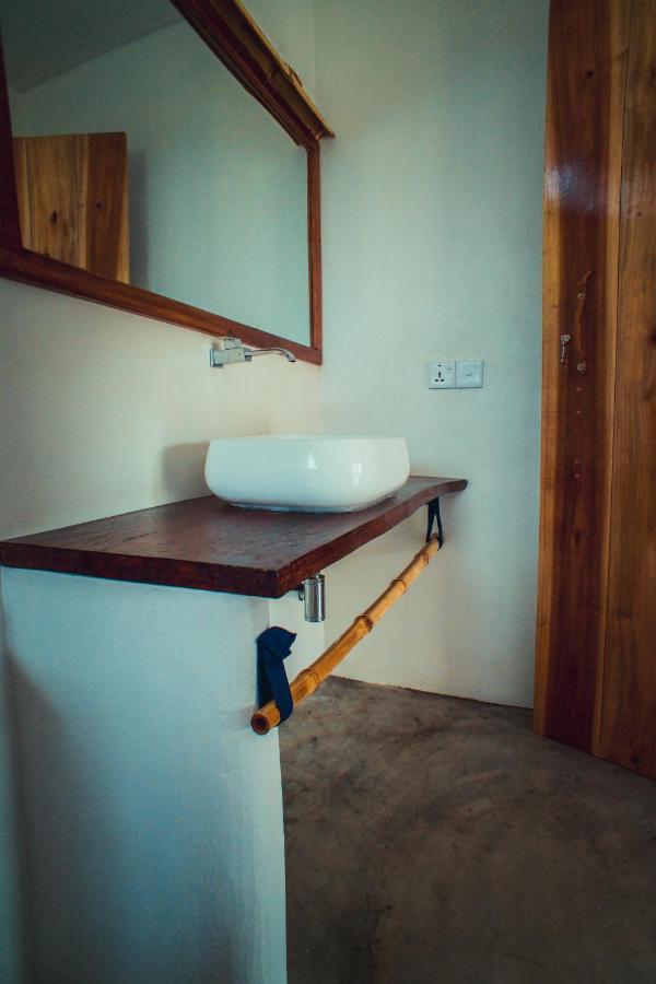 Whisky Point Resort Arugam Kudah Eksteriør bilde